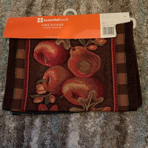 Fall table runner - Picture 2 of 2